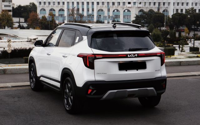KIA SELTOS - image 4