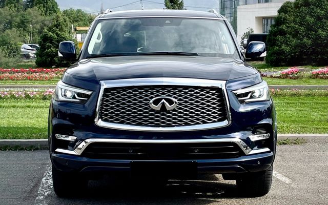 INFINITI QX80 - image 2