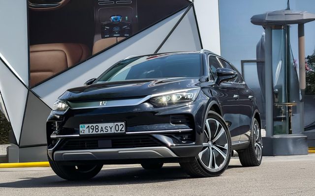 BYD Tang - image 1