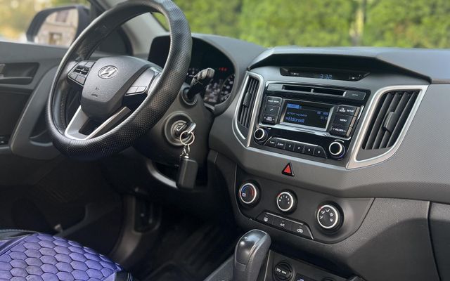 HYUNDAI CRETA - image 4