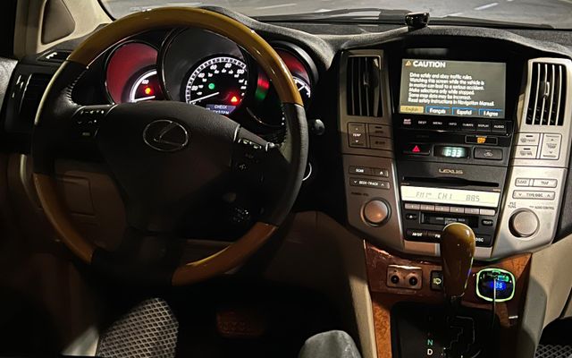 Lexus RX 330 - image 3
