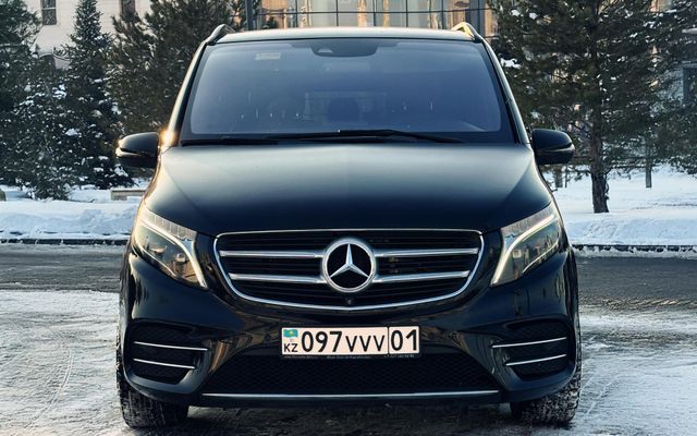 Mercedes-Benz V-class - image 1