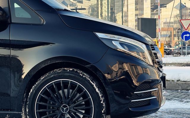 Mercedes-Benz V-class - image 3