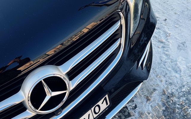 Mercedes-Benz V-class - image 4