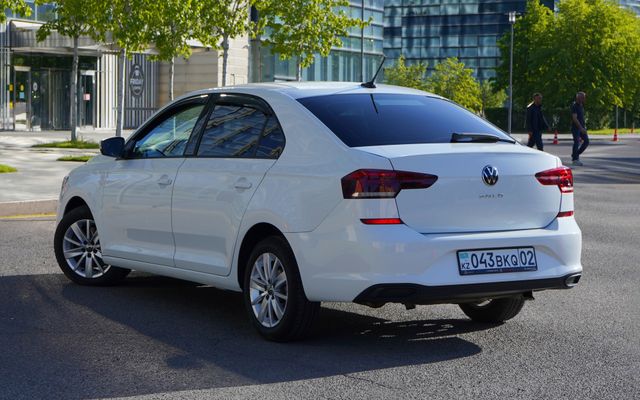 Volkswagen Polo - image 4