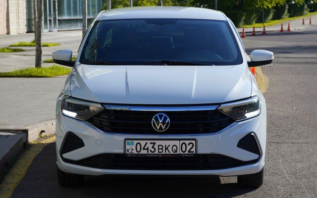 Volkswagen Polo - image 2