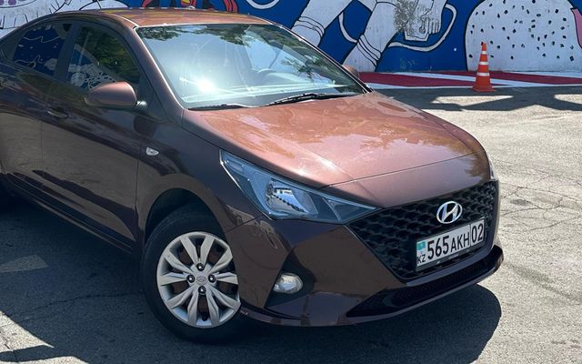 Hyundai Аccent - image 3