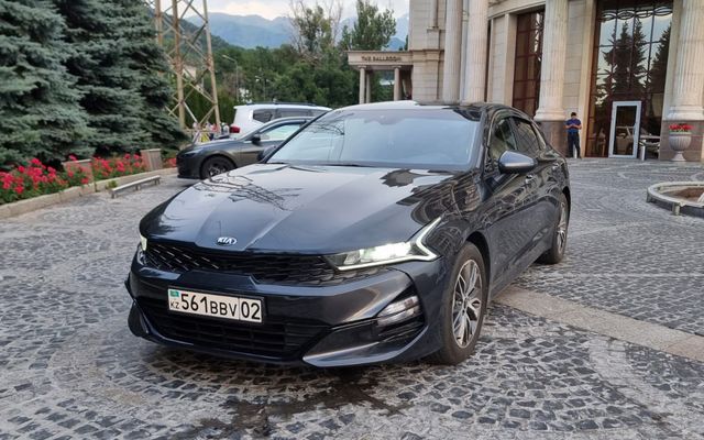 KIA K5 - image 1