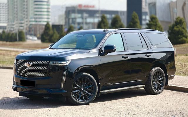 CADILLAC ESCALADE - image 1
