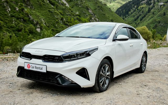 KIA Cerato - image 1