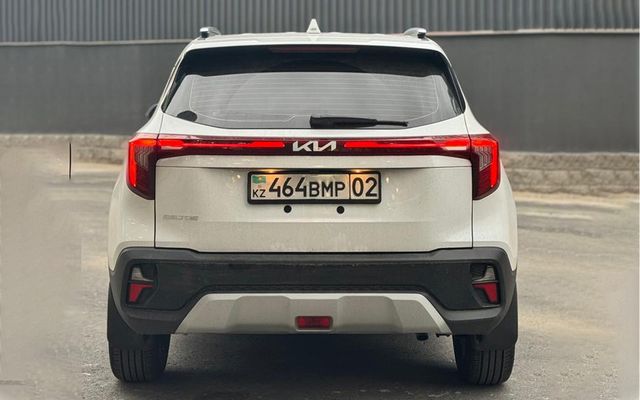 KIA SELTOS - image 4