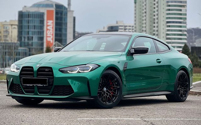 BMW M4 Competition - image 1