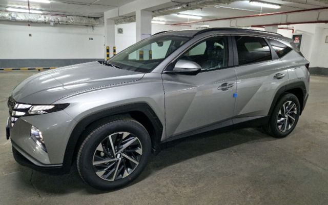HYUNDAI TUCSON - image 1