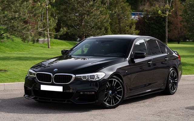 BMW 530i - image 1