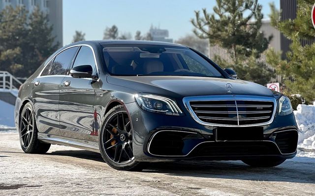 MERCEDES BENZ S63 AMG - image 1