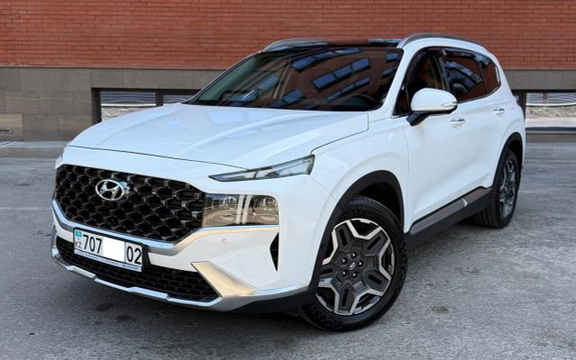Hyundai Santa Fe - image 1