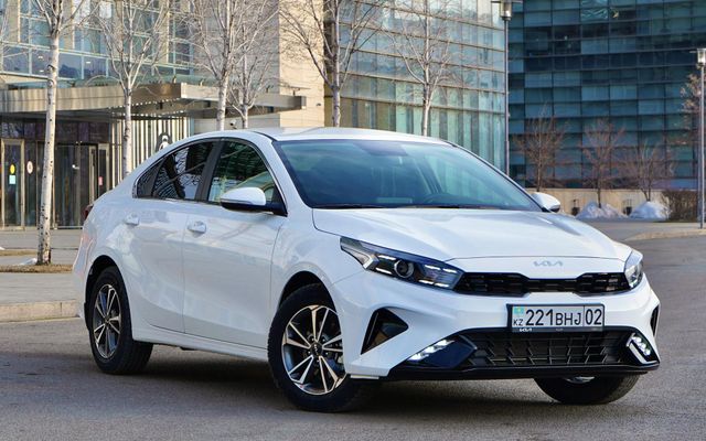 Kia Cerato - image 1