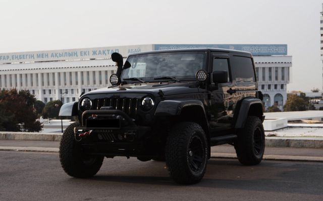 Jeep Wrangler - image 1