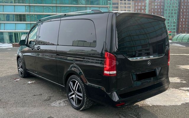 MERCEDES BENZ V-CLASS  Extra Long - image 4