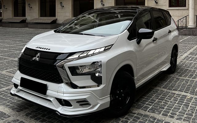 MITSUBISHI XPANDER - image 1
