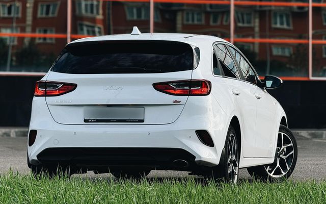 Kia CEED - image 2
