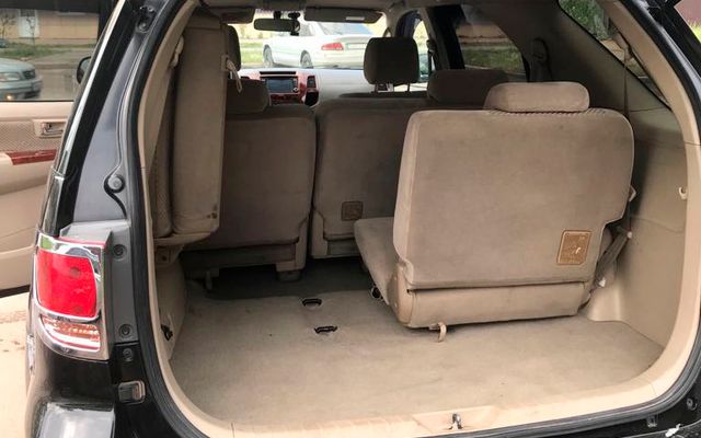 TOYOTA FORTUNER - image 3