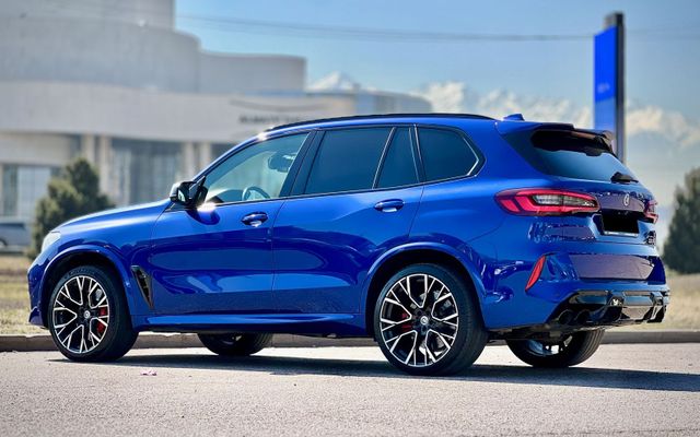 BMW X5 M competition - image 4