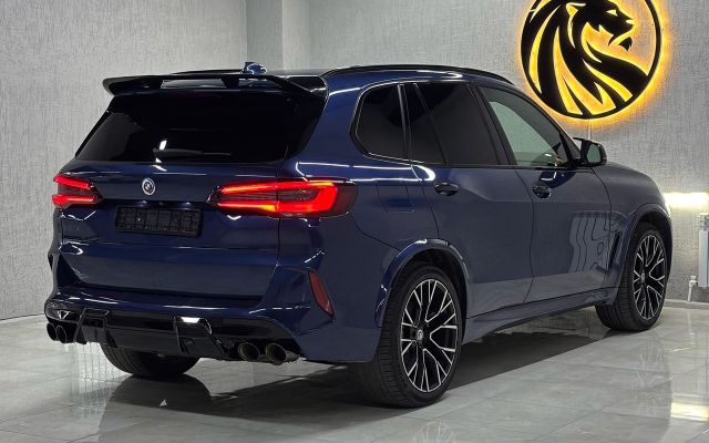 BMW X5 - image 2
