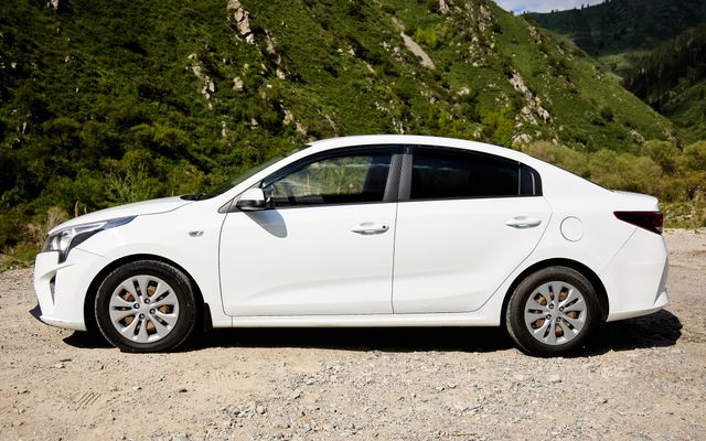 KIA RIO - image 2
