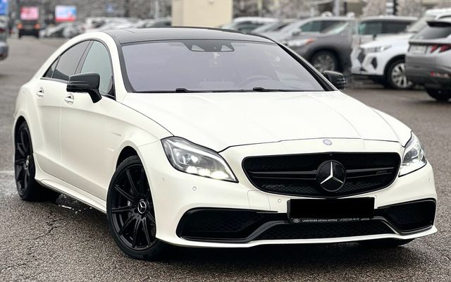 MERCEDES BENZ CLS 63 AMG - image 3
