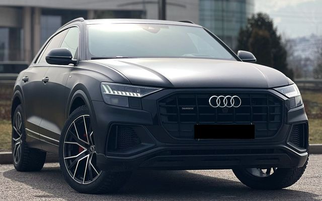 AUDI Q8 S-Line - image 3