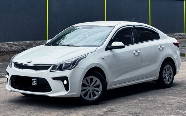 KIA RIO - image 1