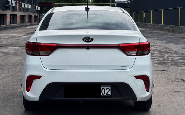 KIA RIO - image 3
