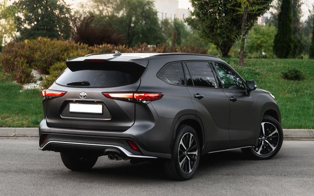 Toyota Highlander - image 3