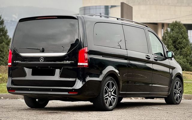 MERCEDES BENZ V 300D - image 4