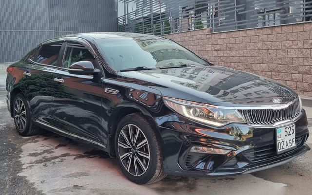 KIA Optima - image 3