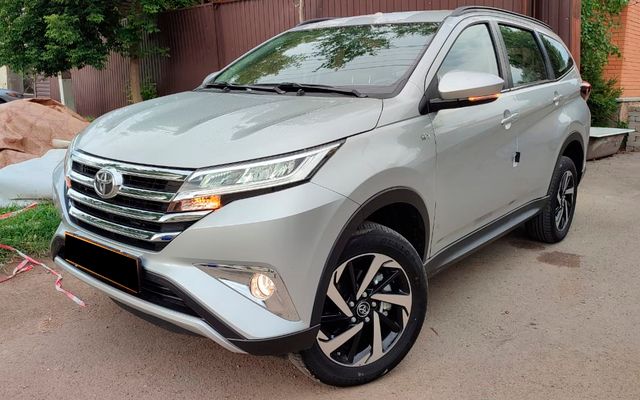 TOYOTA RUSH - image 1