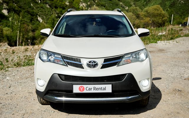 Toyota RAF4 - image 4