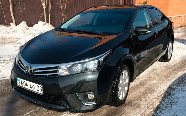 TOYOTA COROLLA - image 1