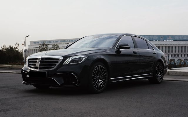 Mercedes Benz S400 - image 1