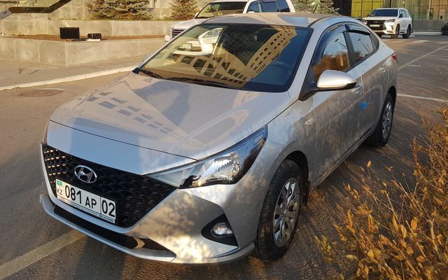 HYUNDAI ACCENT - image 1