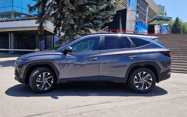 Hyundai Tucson - image 2
