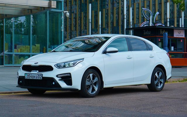 Kia Cerato - image 1