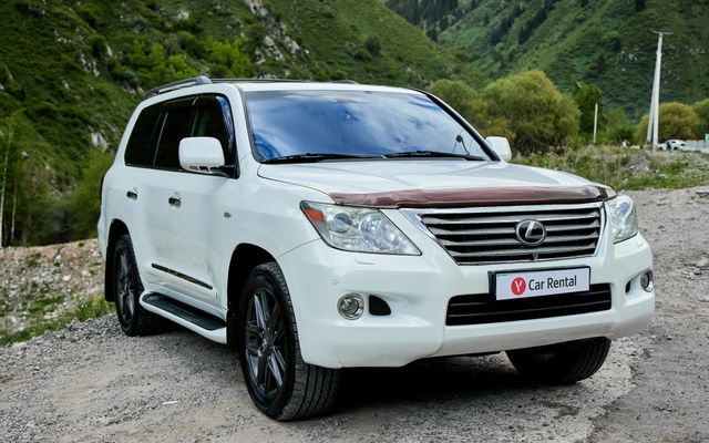 Lexus LX570 - image 4