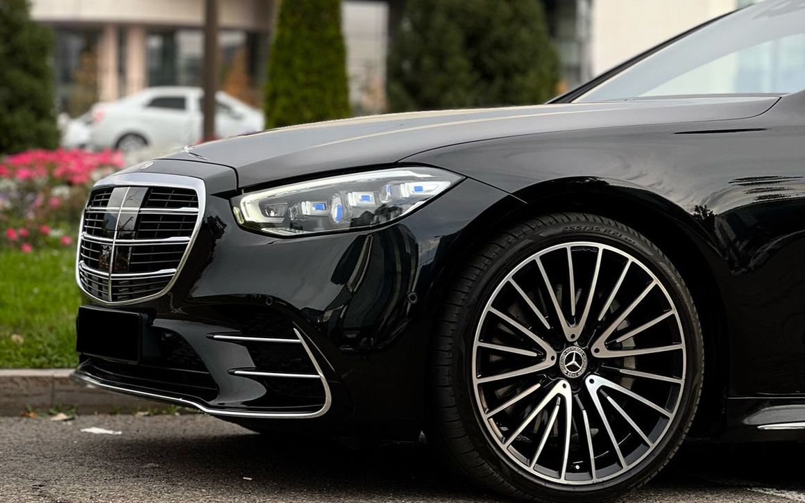 MERCEDES BENZ S450 w223 - image 5