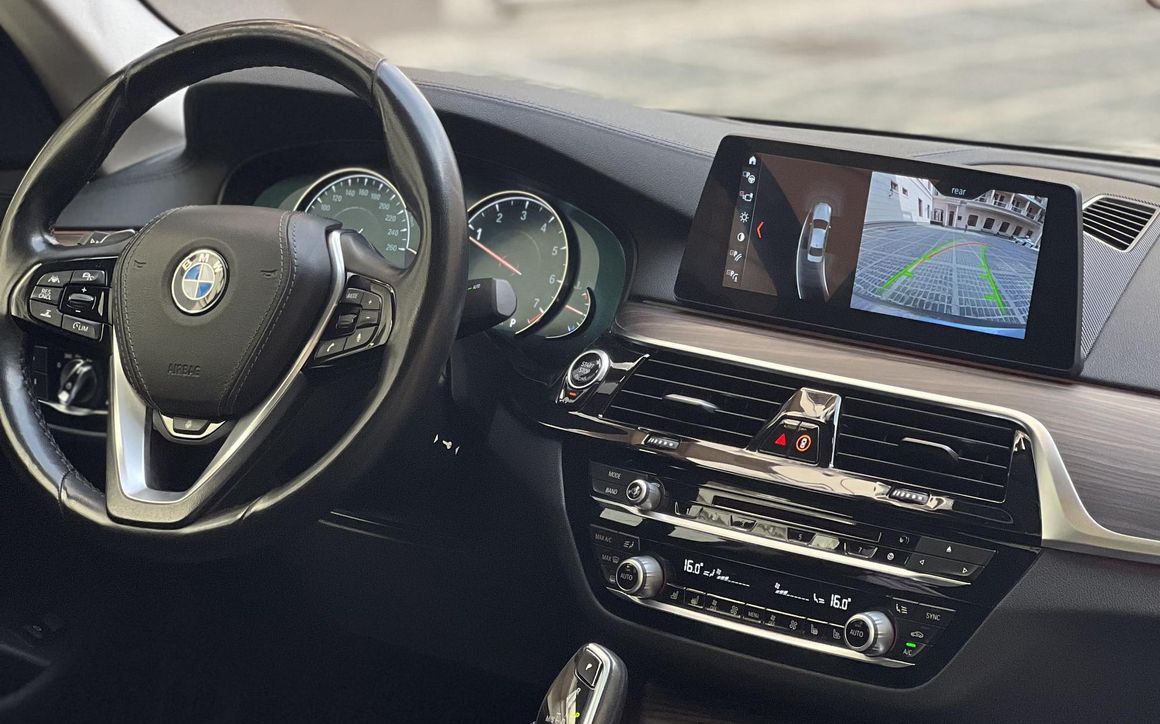BMW 530I - image 7
