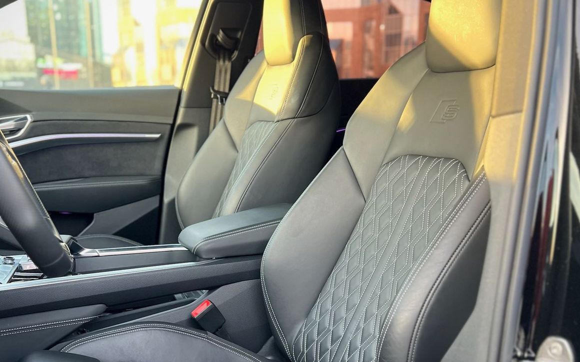 AUDI E-TRON - image 9