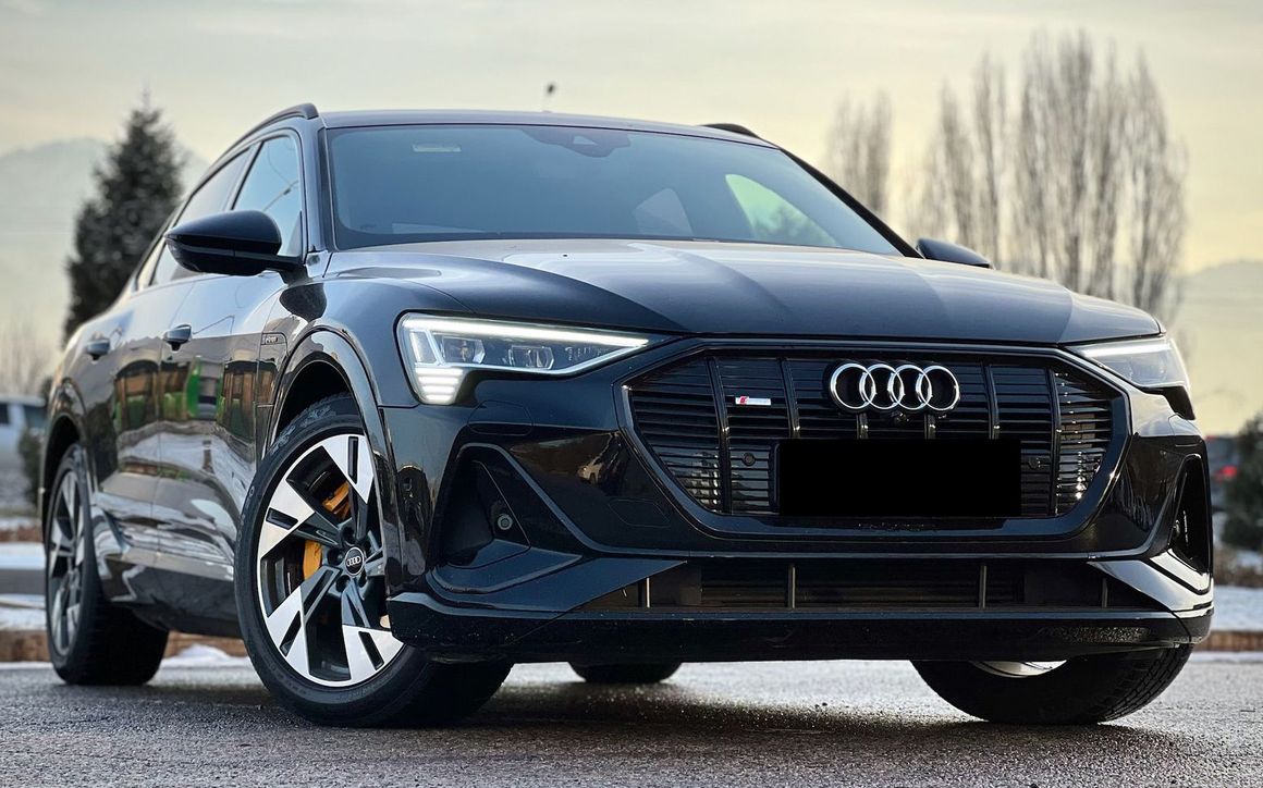 AUDI E-TRON - image 3