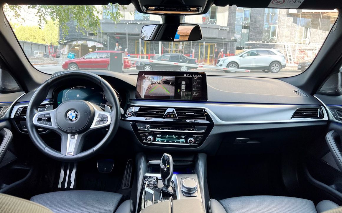 BMW 530I XDRIVE - image 9