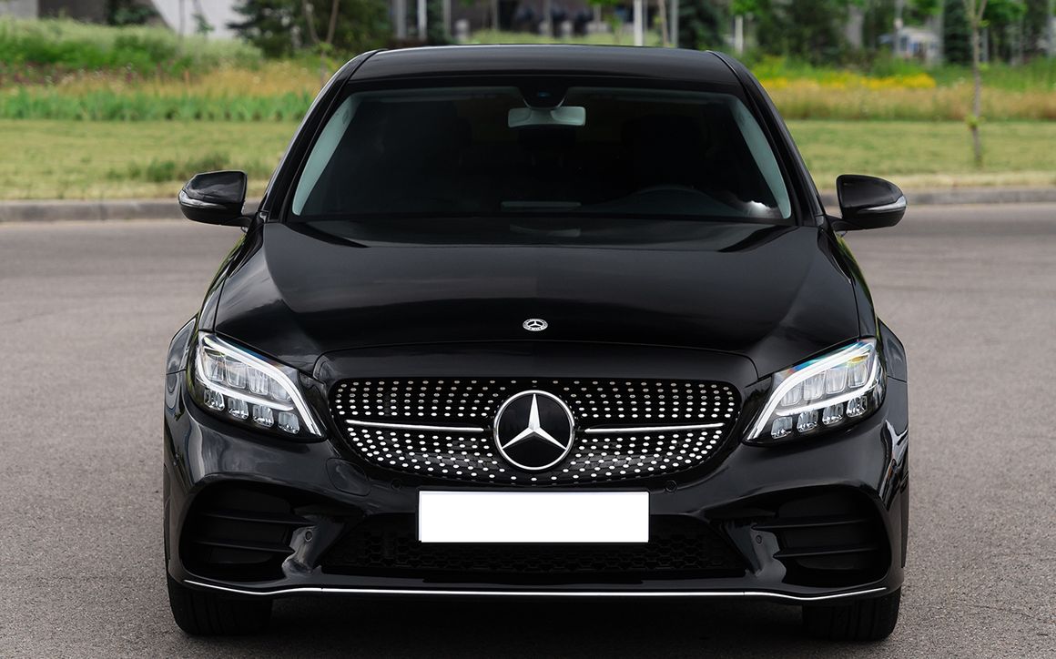 Mercedes-Benz C180 - image 2